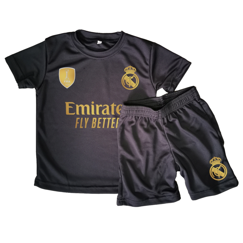 Conjunto en tela deportiva Remera y Short  Real Madrid